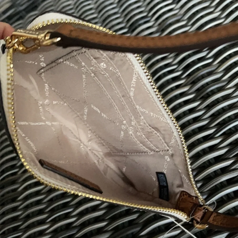 Michael Kors Jet Set Travel Large Top Zip Signature Wristlet Clutch - Picture 8 of 16